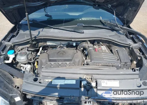 2019 Volkswagen Tiguan 2.0T Se/2.0T Sel/2.0T Sel R-Line/2.0T Sel R-Line Black из США, поврежденный, VIN 3VV2B7AX7KM070779